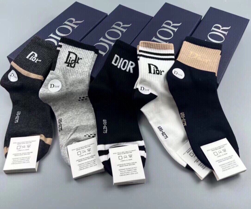 DIOR